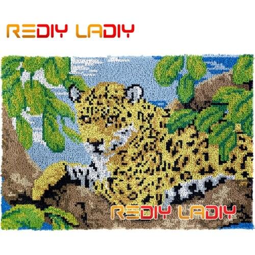 Latch Hook Kits Leopard in a Tree DIY Carpet Rug Needlework Plush Wall Tapestry Chunky Yarn Art Crochet Floor Mat Hobby & Crafts