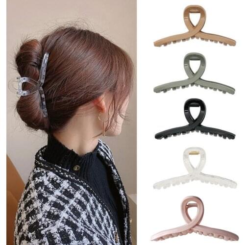 New Elegant Solid Color Claw Clip Fashion Crab Hair Claws Bath Clip Ponytail Clip For Women Girl Cross Hair Accessories Headwear