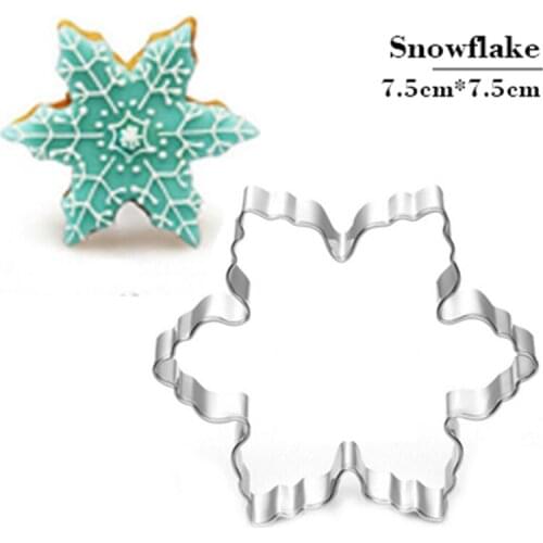 Snowflake Christmas Cookie Tools Cutter Mould Biscuit Press Icing Set Stamp Mold Stainless Steel Cake Decorating Tools Kitchen
