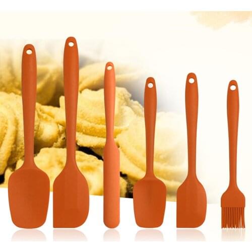 6Pcs mANUAL Silicone Butter Spatula Cream Cake Scraper Kitchen Christmas Party DIY Baking Tool