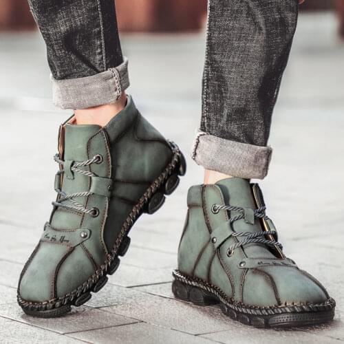 2020 new high top motorcycle shoes mens trend retro short British leather Korean work clothes boots large autumn