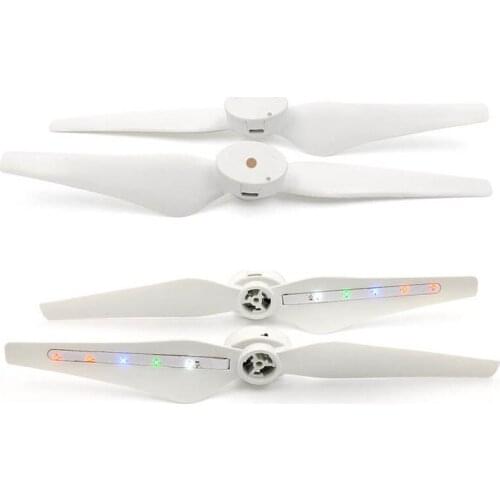 BRDRC 2 Pairs CW/CCW LED Flash Propeller USB Charging Propellers For DJI Phantom 3 Pro/Adv/3SE Drone