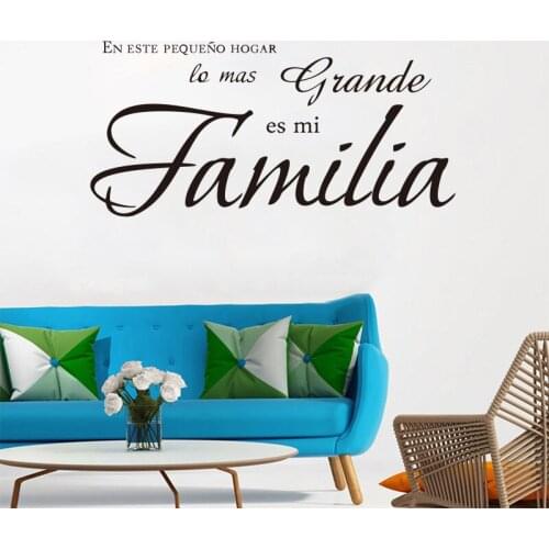 Wall sticker "In this little house, the best is my family" Spanish vinyl decal art mural living room decoration poster SP-002