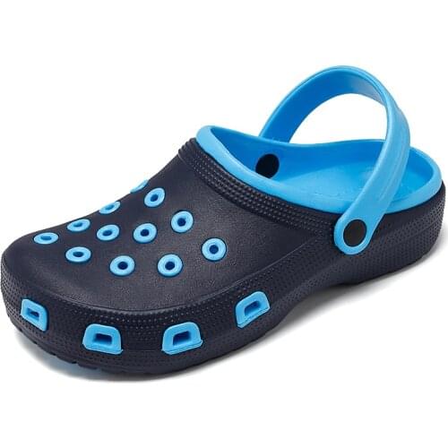 Sell Well Men Sandals Durable Daily Wear Dual-use Summer Crocks Hole Shoes Crok EVA Clogs Classic Garden Shoes Slippers