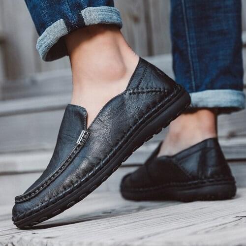 2021 New Fashion Loafers Men Comfy High Quality Genuine Leather Drive Footwear Men Casual Comfortable Moccasins Slip-On Loafers