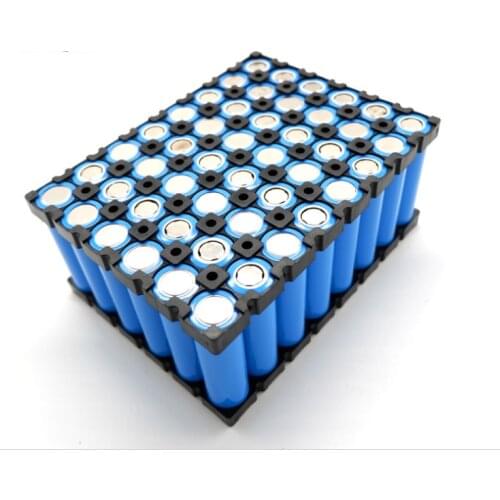 300pcs/lot MasterFire 6*8 18650 Batteries Spacer Radiating Holder Bracket Black Plastic Battery Storage Box Holder Brackets