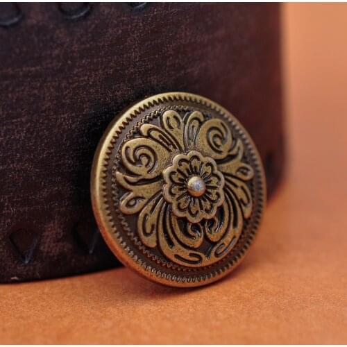 10pc 23*23mm Antique Brass Floral Engraved Conchos Leathercraft Belt Bag Rivet Stud Decoration