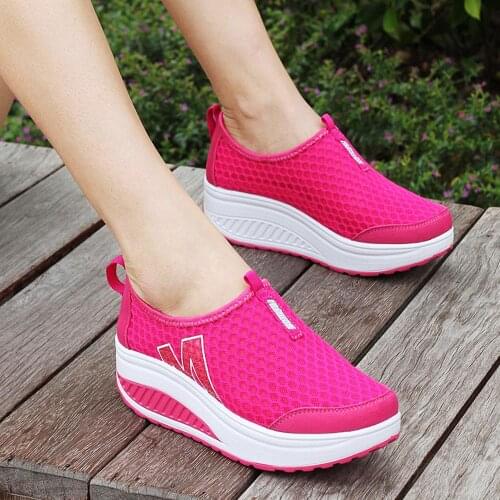 Plus Size Slip-on Platform Running Shoes for Women Sneakers Woman Brand Sports Sneakers Sport Woman Red Summer Footwear GMB-1682