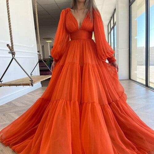 2021 Latest Charming Orange Prom Party Dresses Long Sleeves Plunge V Neckline Back Out Wedding Guest Gowns Chiffon Affordable