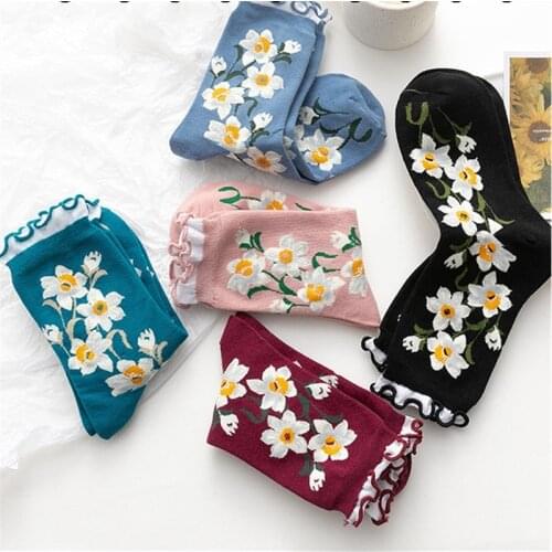 Japanese Korean Style Cartoon Flower Cute Socks Women Streetwear Skate Harajuku Kawaii Socks Autumn