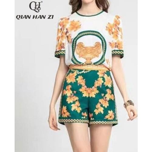 Qian Han Zi designer fashion summer two piece set Womens short-sleeved T shirt Top and retro printed shorts suit set