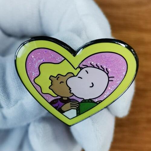 Cartoon glitter pin