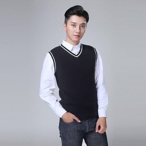 Striped Sweater Men Harajuku Warm Cotton Knitted Vest Pull Homme Oversized Casual Solid Spring Autumn Sleeveless Unisex Sweaters