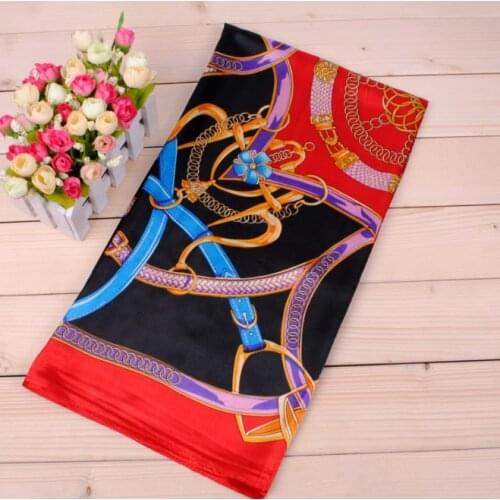 2020 New Classic Chain printing Satin square Hairband hijab cool shawl ladies foulard femme headband hair bufanda mujer shawl