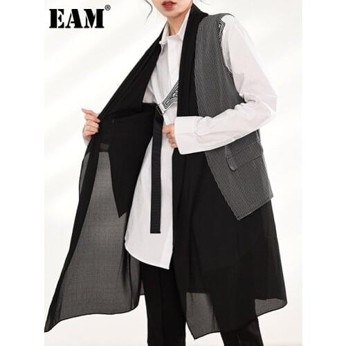[EAM] Women Loose Fit Black Striped Split Joint Long Vest New V-collar Sleeveless Fashion Tide Spring Autumn 2021 JX79701