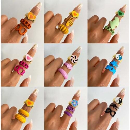 KISS WIFE Trendy Love Heart Rings Set for Women Couples Sweet Colorful Acrylic Resin Heart Chain Couple Ring Wholesale Jewelry