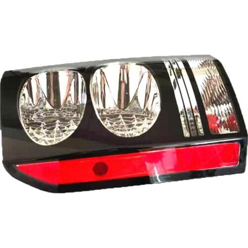 Rear bumper brake light Rear turn lamp Black bottom Car change of the latest taillights Dis cov ery4 lan dro ver2014-2016