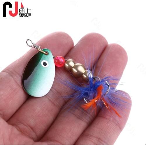 1pc Spinner Bait 6.3CM 5.7G Hard Spoon Bass Lures Metal Fishing Lure With Feather Treble Hooks For Fishing