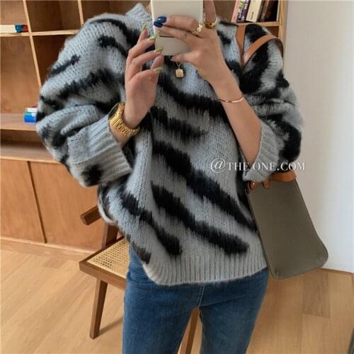 Fall Winter Leopard Chic Floral Print Fashion Sweater for Ladies Elegant Fashion Warm Thicken Pullover for Women 2020 Winter
