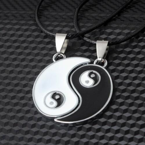 Retro Ethnic Style Necklace for Lovers A Pair Tai Chi Bagua Yin and Yang Pendant Necklace Men Women Trendy Jewelry Couples Gifts