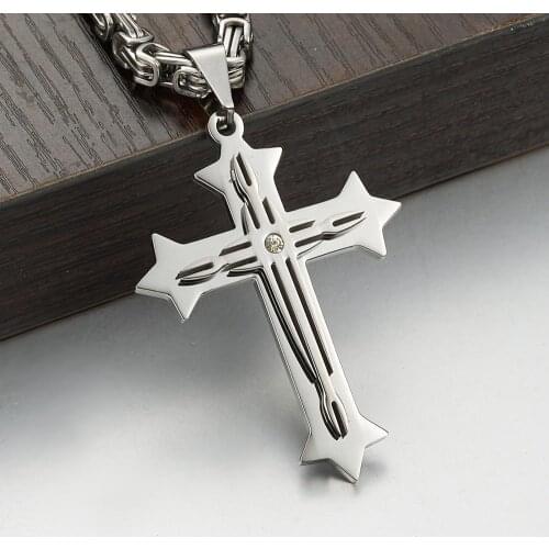 Hot Selling Stainless Steel Cross Necklaces Crucifix Pendant and Necklace for Men Women Stainless Steel Men 5 mm Byzantine Chain
