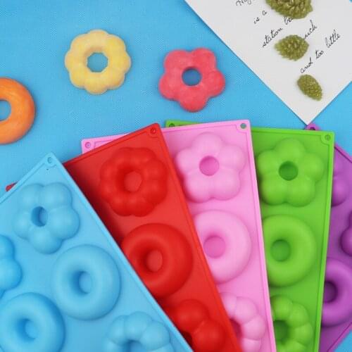 6-Piece Flower-Shaped Donut Cake Mold Silicone High Temperature Resistant Easily Removable Mold DIY Baking Xg687