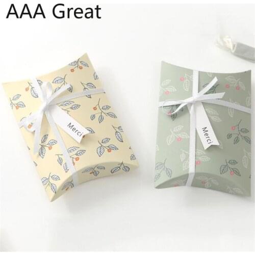 50Pcs/Lot Paper Pillow Candy Box Wedding Favors Gift Candy Boxes Home Party Birthday Supply Flowers Christmas Decoration Packing
