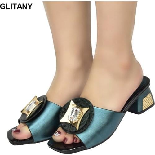 New Arrival Crystal Wedding Shoes Designer Shoes Women Luxury 2021 Nigerian Italy Women Wedding Shoes Decorated with Rhinestone