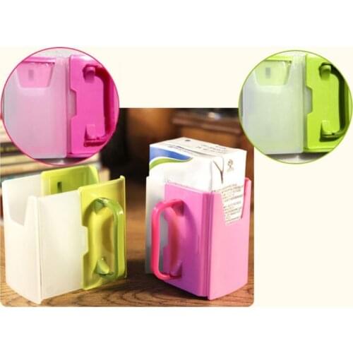 Baby Juice Milk Drinking Box Holder Adjustable Handle Spill-proof Drink Cup Mug