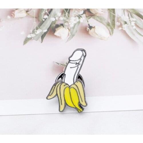 Banana top quality pin needle fruit plant dick organ enamel badge evil evil adult brooch friendship pass jewelry women friends