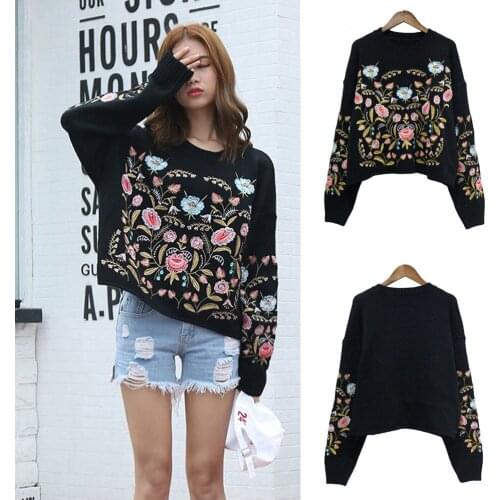Autumn Winter New Womens Long Sleeve Knit Sweater Loose Sweater Embroidery Flowers