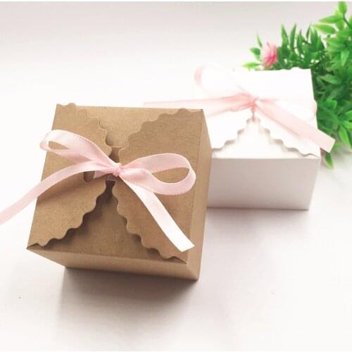 30Pcs Upscale Gift Box Free Pink Strings Available Plain Gift Packaging Adornment Lovely Kraft Paper Doll Packing Garment Boxes