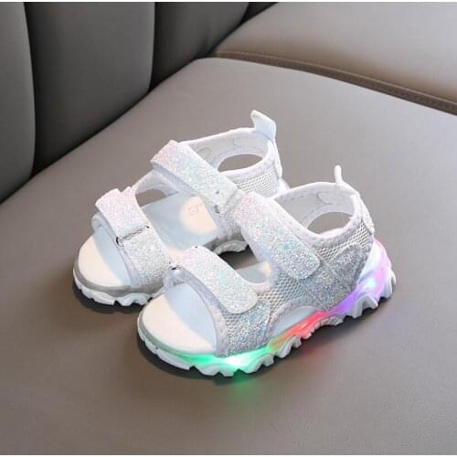 Kids Sandals Summer LED WIth Light Flash Sandals Beach Leather Sandals Children Water Shoes Anti-skid New Design for Children