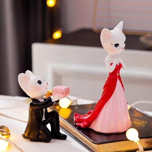 Cute Resin Love Cat Couple Creative Figurines Crafts Teraryum Fairy Garden Miniatures Home Decoration Accessories Wedding Gifts