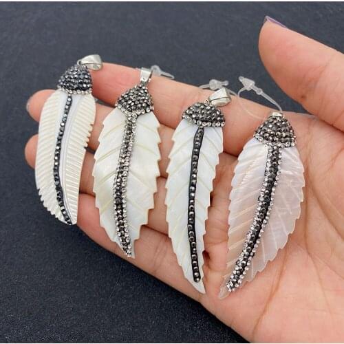 Natural Shell Pendant Fashion Leaf Shape Freshwater Shell Diamond Pendant for DIY Necklace Jewelry Making Woman Accessories