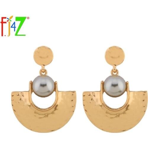 F.J4Z Hot Fancy Good Quality Dangle Earrings Fashion Unique Sectorial Faux Pearl Golden Earrings For Women Occasions Jewelry