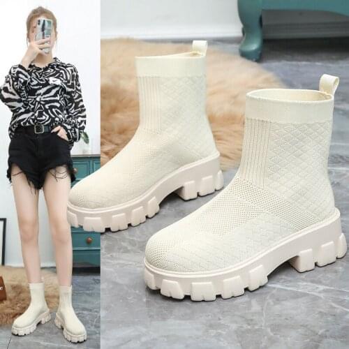 2021 autumn and winter new socks shoes womens thick-soled casual knit short boots womens shoes large size mid-to-high boots