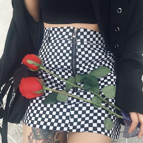 Y2K Check Skirt With O-Ring Zipper Black & White Plaid Mini Skirt Punk e-Girl Harajuku Outfit