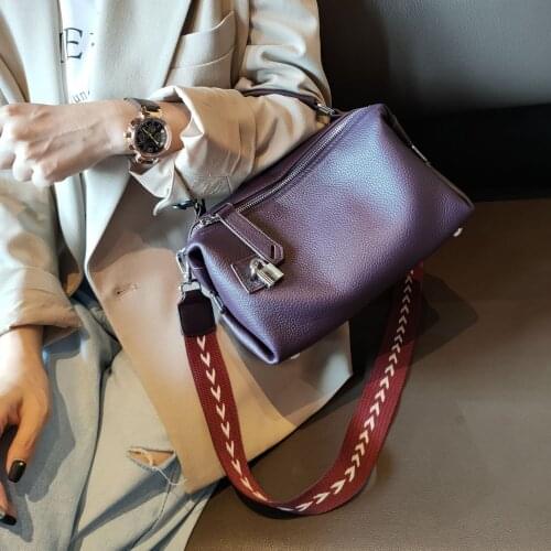 Simple Silver Silver Lock Design Advanced Cowhide Leather Womens Handbag High Quality Boston Bag All-match Female Shoulder Bag