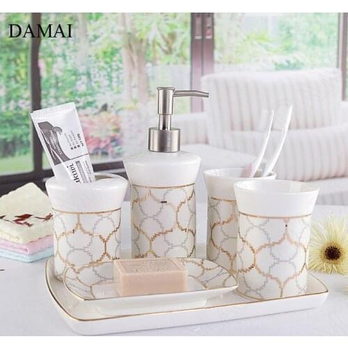Golden Geometry Line Bathroom Accessories Set Ceramic Nordic Modern Five Piece Set Shower Accessories Organizer Home Decoration