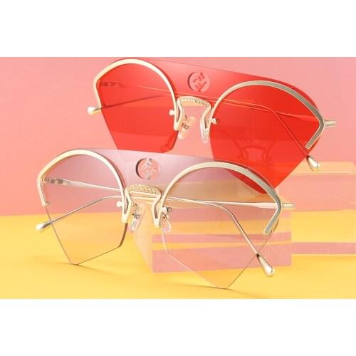 Trimmed one-piece lens Oversized Sector Big Frame Sunglasses Women Gradient Glasses For Women culos De Sol Feminino Classic