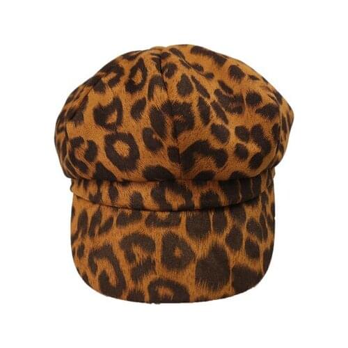 MOQ50Fashion 2019 New Leopard Print Hat Winter Cap Women Button Cap Casual Street wear flat Cap Elegant Autumn Berets