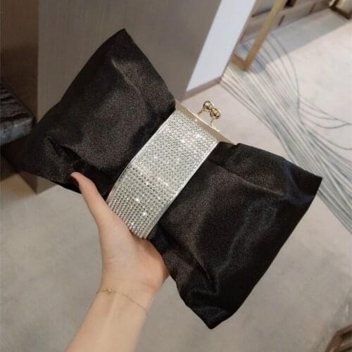 The new 2021 dinner hand diamond bow handbags women dress bag shoulder bag