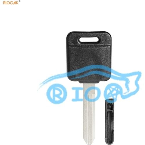 RIOOAK New best quality 5PCS/Lot Transponder Key Shell Case fob With Plug Fob for Nissan No Logo free shipping