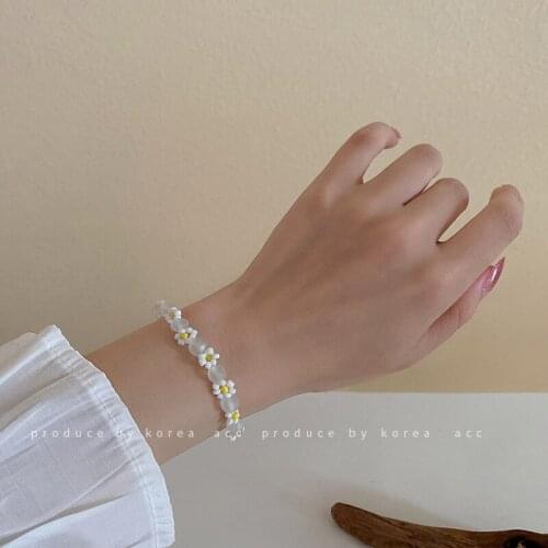 Korean Ins Simple Style Acrylic Flower Bracelet Summer Fresh Temperament Honey Hand Ornament Fairy Crystal Jewelry
