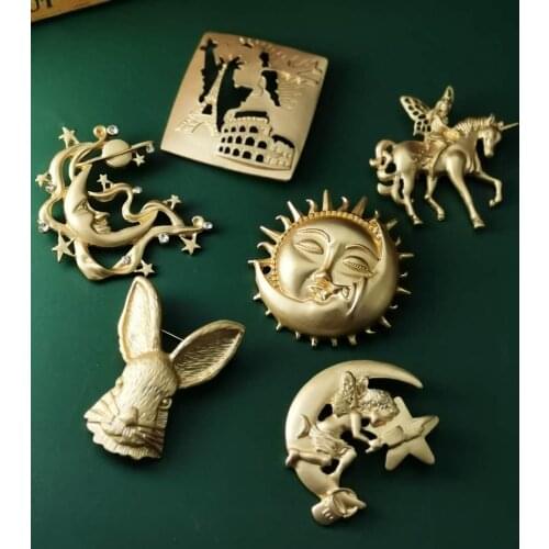 Series palace cold wind restoring ancient ways female pin suit deserve to act the role of corsage, modified atmosphere