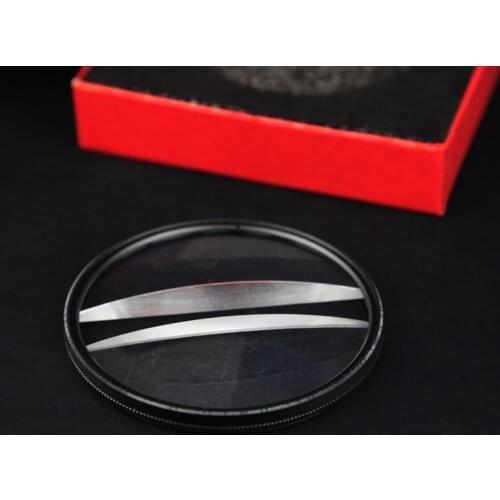 77mm Rotating Filter Plus Red Box Keeps The Focus, Produces A Blurry Refraction Effect, and Keeps The Focus on The Subject