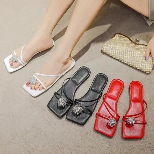 Summer 2020 new open-toe word sandals female flat low fairy style square head rhinestone clip feet slippers