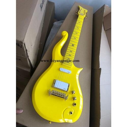High quality Wang Ziyun electric guitar, yellow paint, neck through the body, gold accessories, white pickup, postage