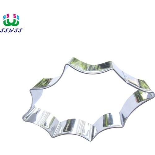 Ilex Cornuta Cake Cookie Biscuit Baking Mold,Ilex Pernyi Leaf Shaped Cake Decorating Fondant Cutters Tools,Direct Selling